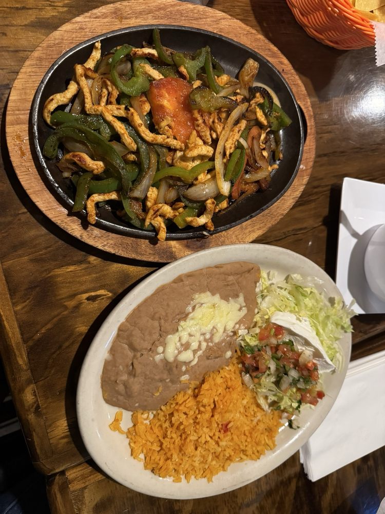 Altos Cantina Mexican Kitchen