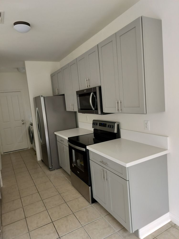 Slide of Expert Guys Construction