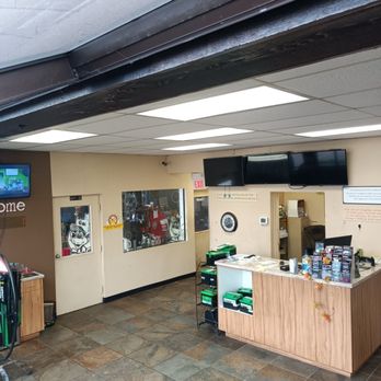 Grease Monkey - Oil Change Stations Near Me - Terre Haute, Indiana Grease Monkey - Oil Change Stations Near Me - Terre Haute, Indiana