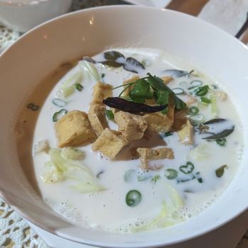 Thai Hut - Tom kha with crispy vegan tofu - Thai Near Me - Sacramento, California Thai Hut - Tom kha with crispy vegan tofu - Thai Near Me - Sacramento, California