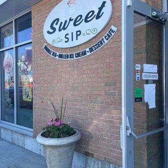 Sweet Sip - the entrance to the restaurant - Coffee & Tea Near Me - Boston, Massachusetts Sweet Sip - the entrance to the restaurant - Coffee & Tea Near Me - Boston, Massachusetts