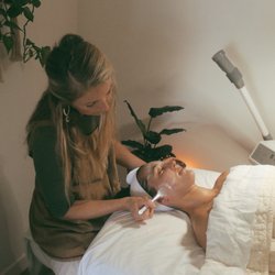 Cleo Organic Skincare And Sugaring