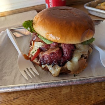 Urban Skillet - Southern BBQ burger - Halal Near Me - Santa Monica, California Urban Skillet - Southern BBQ burger - Halal Near Me - Santa Monica, California