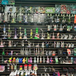 Hot Box of Acworth - Wide selection of glass for your smoking needs.
