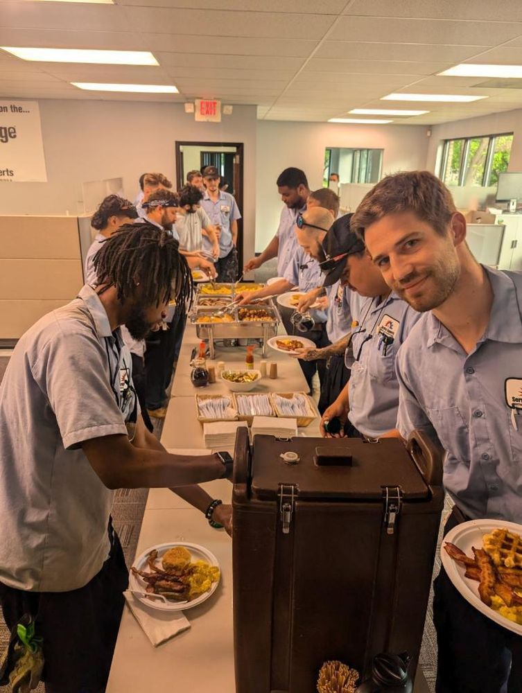 Slide of Service Experts Heating & Air Conditioning