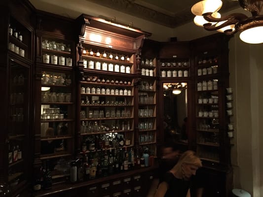 ORA Restaurant & Wine Bar by null