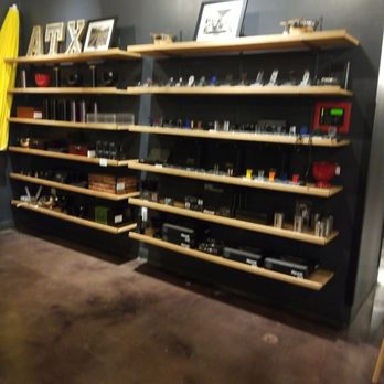 Casa de Montecristo - Tobacco Shops Near Me - Austin, Texas