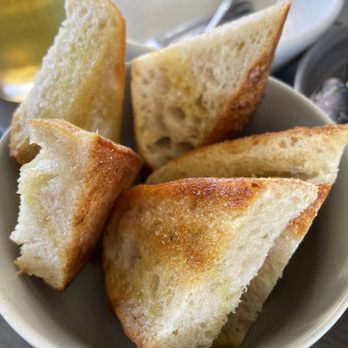 OSO Sonoma - side of bread - New American Near Me - Sonoma, California