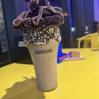 Holyshakes - The NUTELLA CRUNCH HOLY when I first got it. - Ice Cream & Frozen Yogurt Near Me - Hallandale Beach, Florida