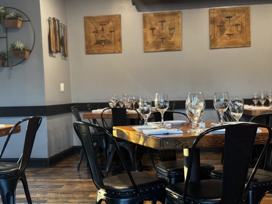 Antica Italian Restaurant & Wine Bar by null