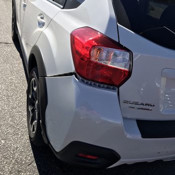 Francis Collision Centre - Body Shops Near Me - Fresno, California