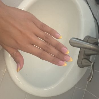 209 Nails Bar - Nail Salons Near Me - Stockton, California