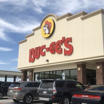 Buc-ee's - Grand entrance. - Gas Stations Near Me - Terrell, Texas