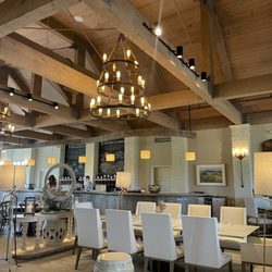 Early Mountain Vineyards - Restaurant and tasting room
