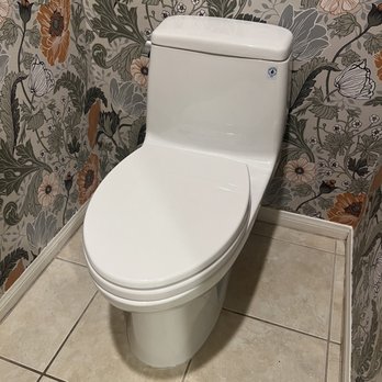 ESB Plumbing - Perfectly installed toilet! - Plumbing Near Me - Los Angeles, California ESB Plumbing - Perfectly installed toilet! - Plumbing Near Me - Los Angeles, California