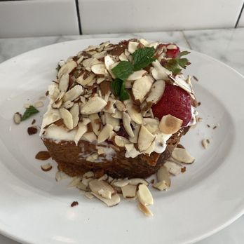 Tatte Bakery & Cafe - French toast - Cafes Near Me - Boston, Massachusetts