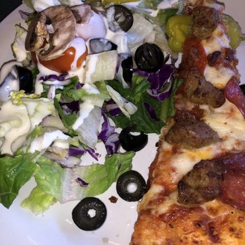 Round Table Pizza - Pizza -salad - Pizza Near Me - Eureka, California