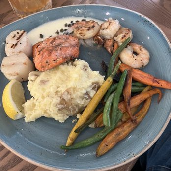 Simon & Seafort's Saloon & Grill - Mixed grill - Seafood Near Me - Anchorage, Alaska Simon & Seafort's Saloon & Grill - Mixed grill - Seafood Near Me - Anchorage, Alaska