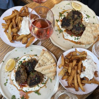 Le Grand Café d’Athènes - Greek Near Me - Paris, 01