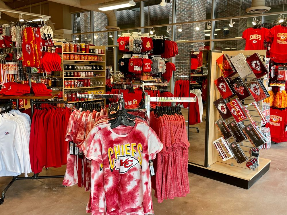 RALLY HOUSE LEGENDS Updated September 2024 21 Photos 1800 Village