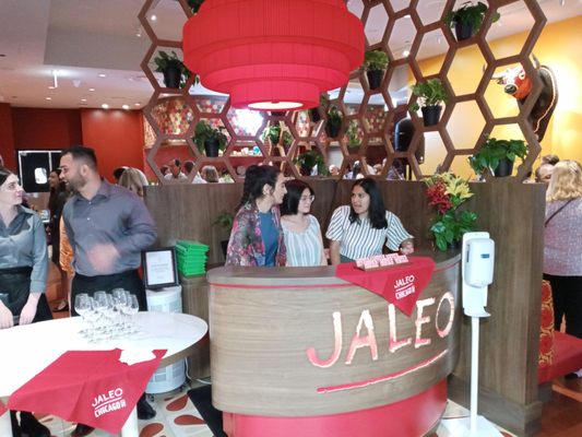 Jaleo by José Andrés by null
