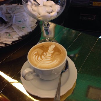 James Joyce Cafe - Yummy mints on the counter - Cafes Near Me - Trieste, TS