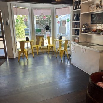 Ben & Bills - Ice Cream & Frozen Yogurt Near Me - Edgartown, Massachusetts