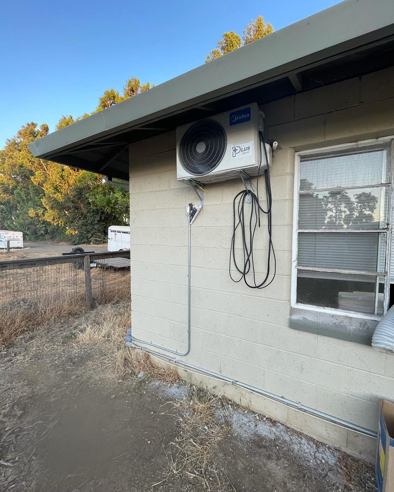 Slide of Revamp'd Electrical Solutions