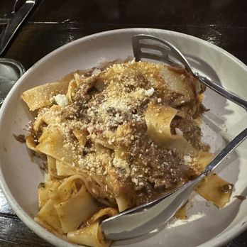 Fresco Italiano - Pasta
Short Rib Pappardelle - Italian Near Me - Las Vegas, Nevada Fresco Italiano - Pasta
Short Rib Pappardelle - Italian Near Me - Las Vegas, Nevada