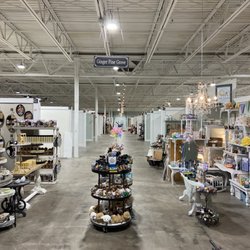Painted Tree Boutique