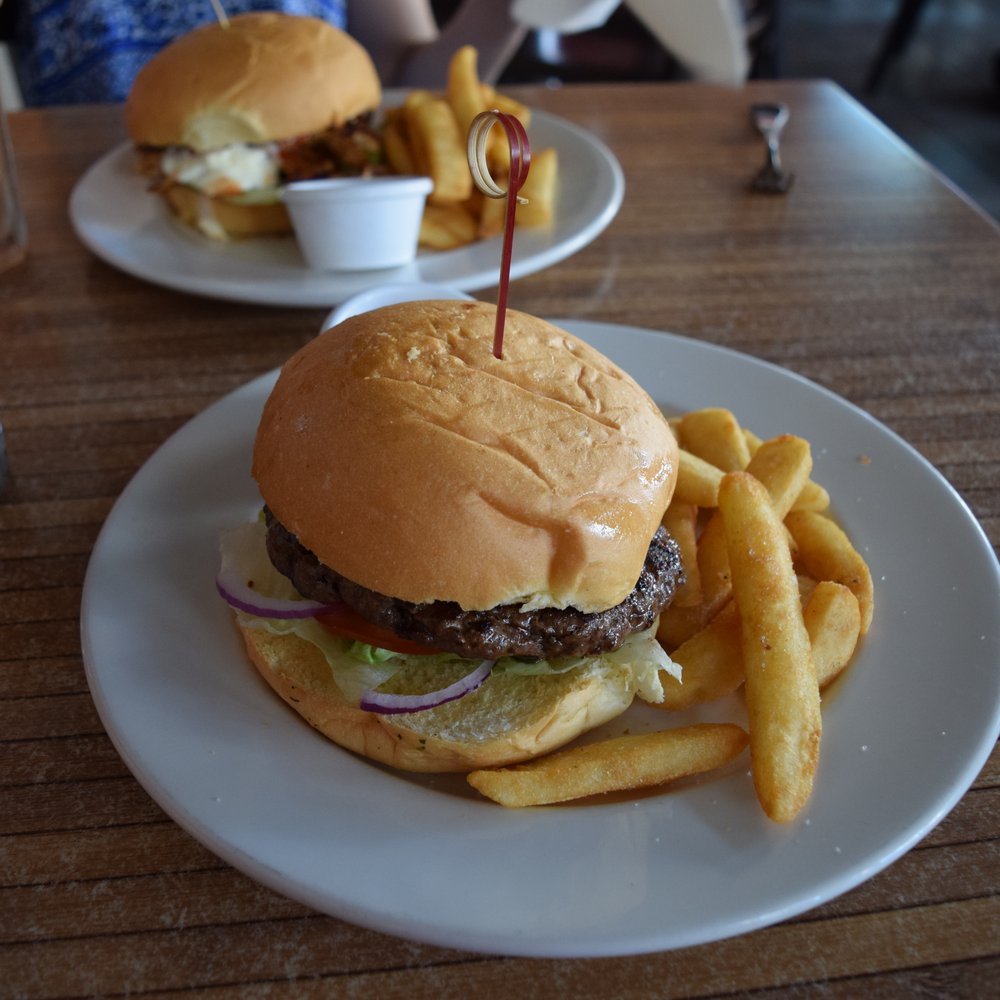 Waterfront Grill - Waterfront burger and chips - Breakfast & Brunch Near Me - Darling Harbour, NSW