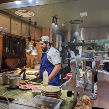 East Mamma - Pizza Near Me - Paris, 75