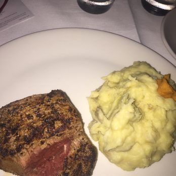 Chart House - "Medium" filet 1st fail at the Filet Mignon - Seafood Near Me - San Antonio, Texas
