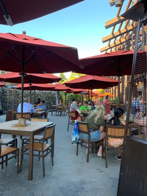 Trader Sam's Grog Grotto by null