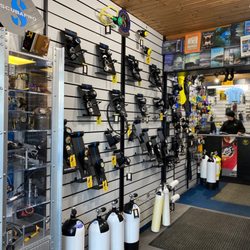Puffin Dive Centre - Dive Shop & diving facilities on site