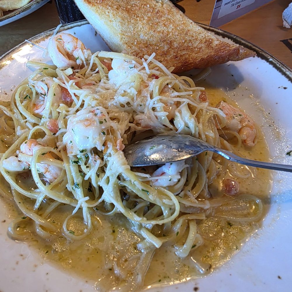 Bubba Gump Shrimp - Shrimp scampi was good and buttery - Seafood Near Me - Monterey, California Bubba Gump Shrimp - Shrimp scampi was good and buttery - Seafood Near Me - Monterey, California