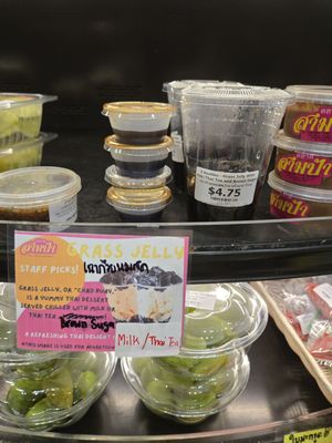 3 Aunties Thai Market 2 by null