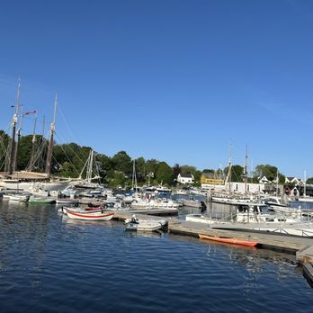 Peter Ott's on the Water - Dockside View - Seafood Near Me - Camden, Maine Peter Ott's on the Water - Dockside View - Seafood Near Me - Camden, Maine