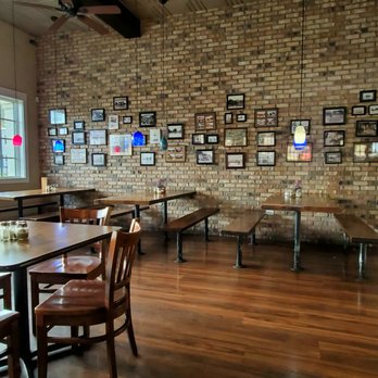 Broadway Pizza Bar - Pizza Near Me - Kissimmee, Florida Broadway Pizza Bar - Pizza Near Me - Kissimmee, Florida