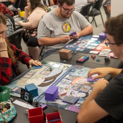 Charlies Collectible Show - Casual Magic the Gathering Commander EDH