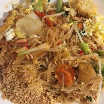 Thai Curry - Vegetable pad thai - Thai Near Me - Arlington, Virginia Thai Curry - Vegetable pad thai - Thai Near Me - Arlington, Virginia