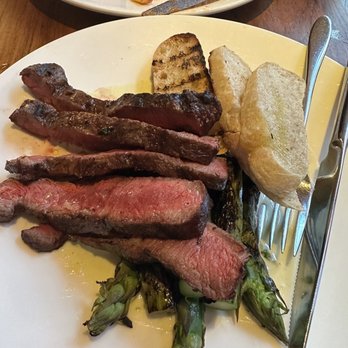 Osteria la Spiga - Bistecca con asparagi e gorgonzola (flatiron steak) - Italian Near Me - Seattle, Washington Osteria la Spiga - Bistecca con asparagi e gorgonzola (flatiron steak) - Italian Near Me - Seattle, Washington