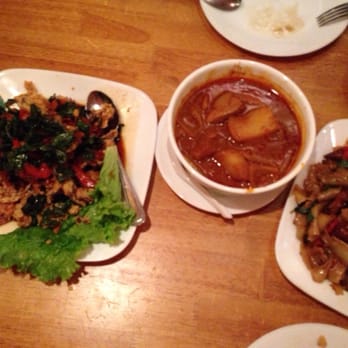 SriPraPhai Thai Restaurant - Soft shell crab and curry - Thai Near Me - Woodside, New York
