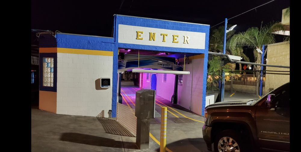 BURBANK EXPRESS CAR WASH Updated October 2024 76 Photos & 74