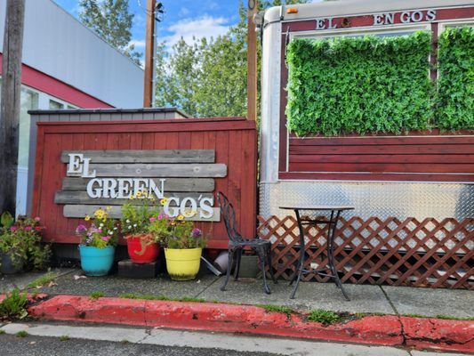 El Green-Go's by null