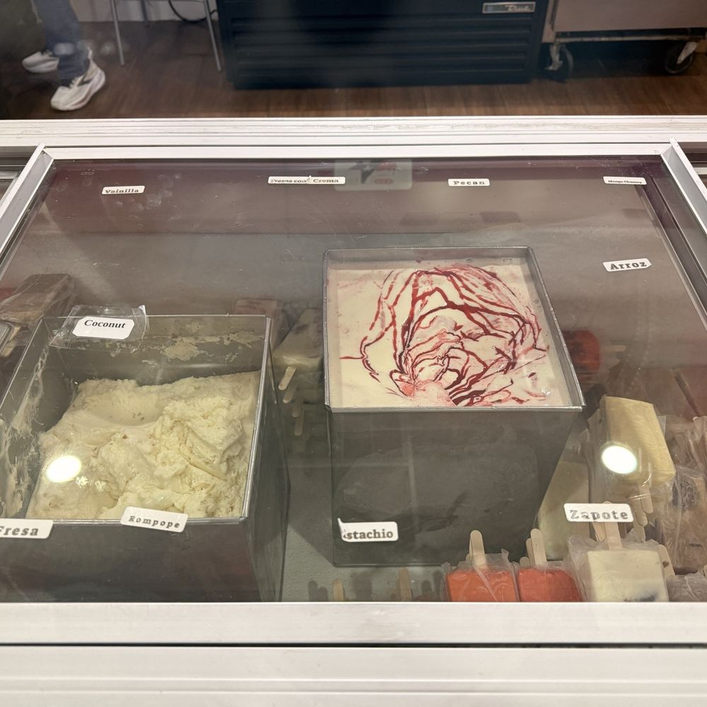 Mexican Vanilla - Ice Cream & Frozen Yogurt Near Me - Austin, Texas