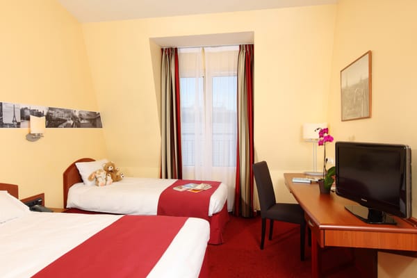 Hotel l'Elysee Val d'Europe by null