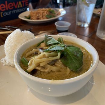 Green Mango - Thai Near Me - Austin, Texas