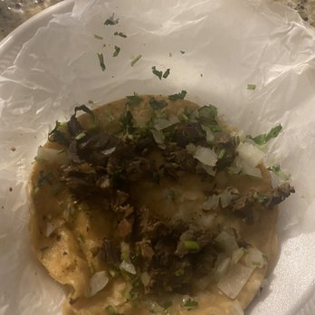 Zacatacos - My taco de azada. Missing something? Half of the meat it's supposed to have - Mexican Near Me - Berwyn, Illinois Zacatacos - My taco de azada. Missing something? Half of the meat it's supposed to have - Mexican Near Me - Berwyn, Illinois