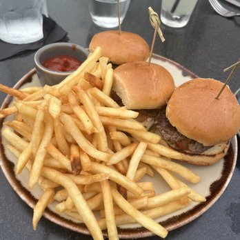 Flora Rooftop Bar - South Bay Sliders - Lounges Near Me - El Segundo, California Flora Rooftop Bar - South Bay Sliders - Lounges Near Me - El Segundo, California